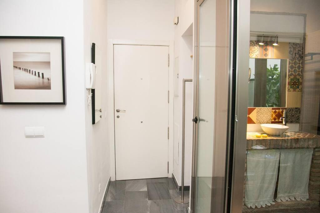 Beautiful Silent Apartment Private Parking Sevilla Exteriér fotografie
